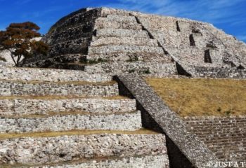 Ruiny Xochicalco w Meksyku Gran Piramide