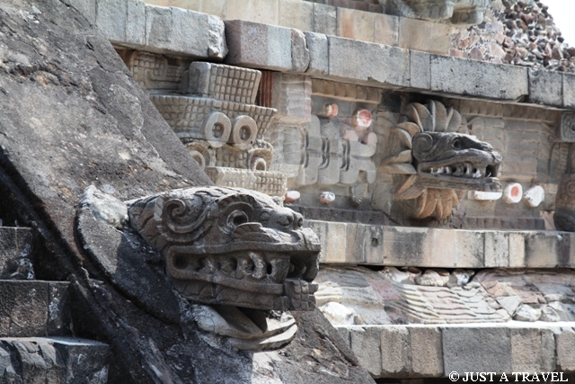 Pierzasty Wąż Teotihuacan